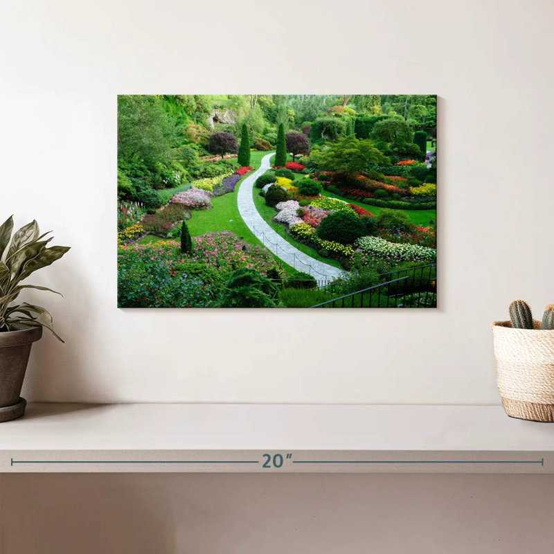 Vanna Butchart Gardens, H 8 po x l 12 po