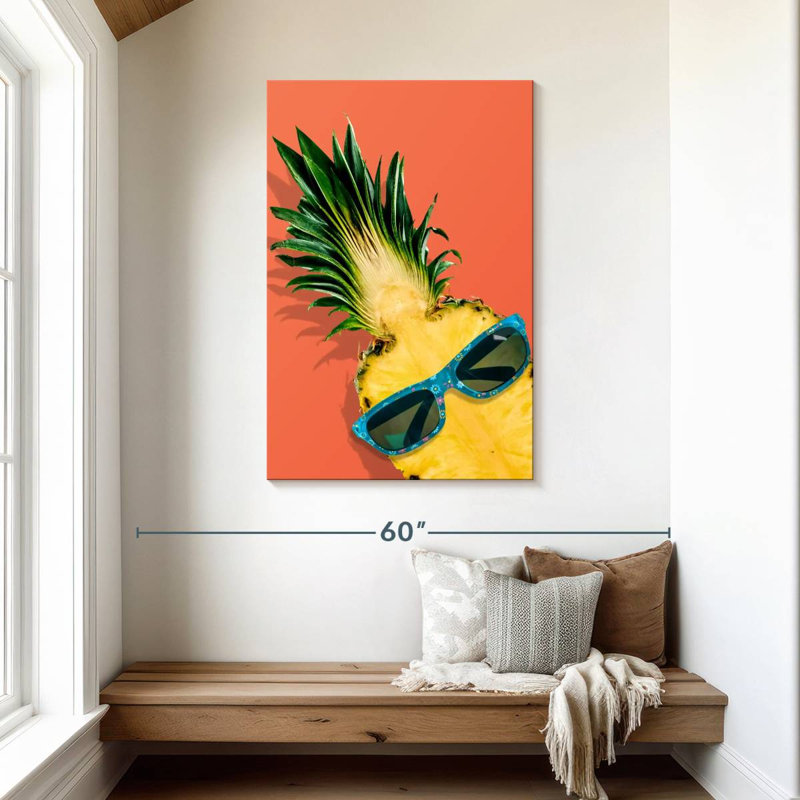 Yarlin Tropical Chic Pineapple, 45" H x 30" W