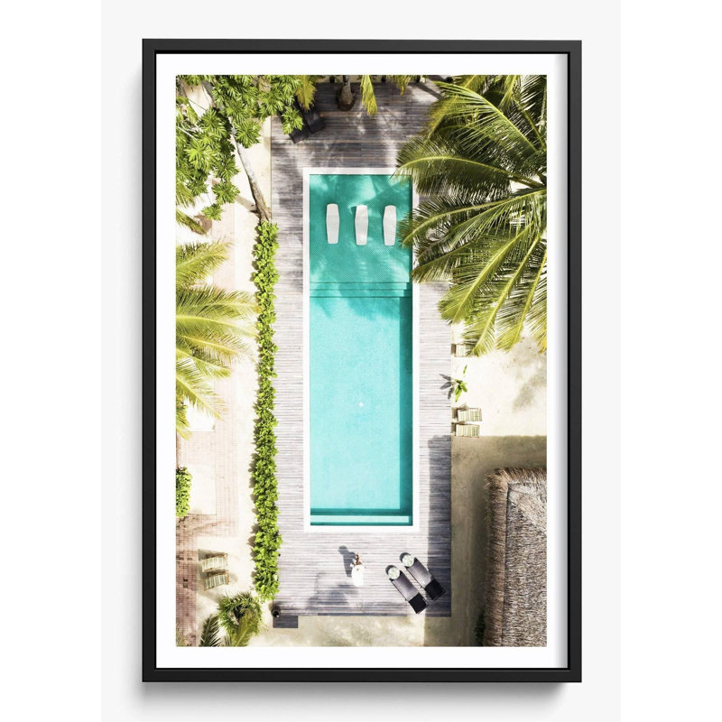 «Poolside Paradise» , H 42 po x l 30 po, Noir, Reproduction encadrée d'une seule photo avec pass