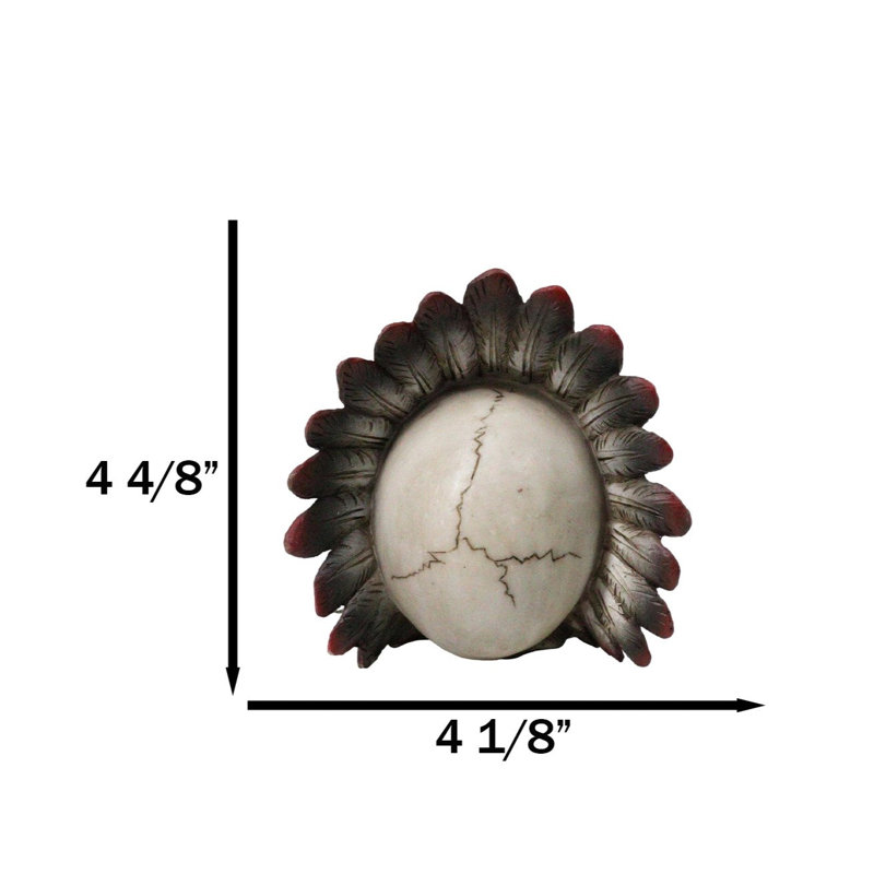 Figurine tête de mort gothique amérindien avec tête de plume tribale H 4,5 po