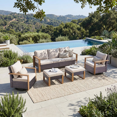 Ensemble de mobilier d'extérieur en osier PE confortable et résistant aux intempéries pour les patios et les jardins