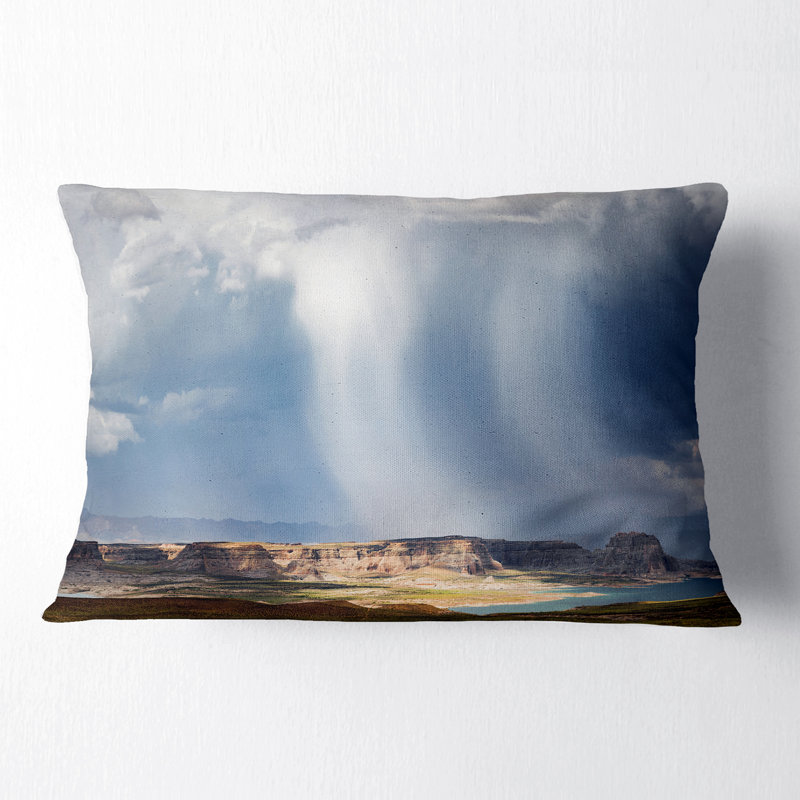 Coussin lombaire imprimé Lake Powell Under Clouds