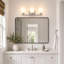 Éclairage pour salle de bain 3 lumières avec abat-jour en verre givré nervuré, nickel brossé-1695615536-1697578693
