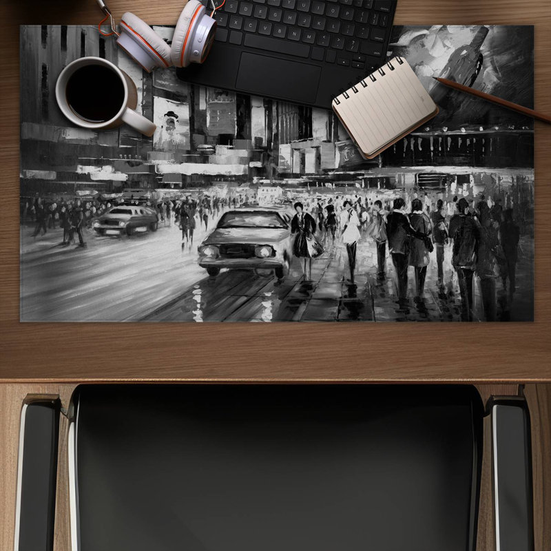 Times square monochrome - 14.00"x24.25" Desk mat