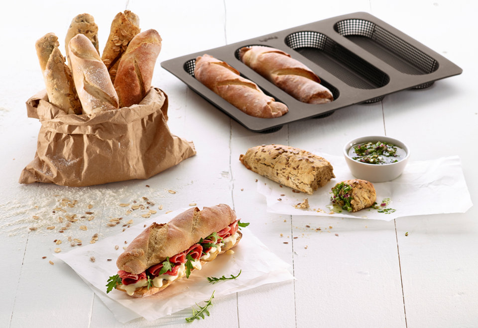 Bakeware & Bread Making