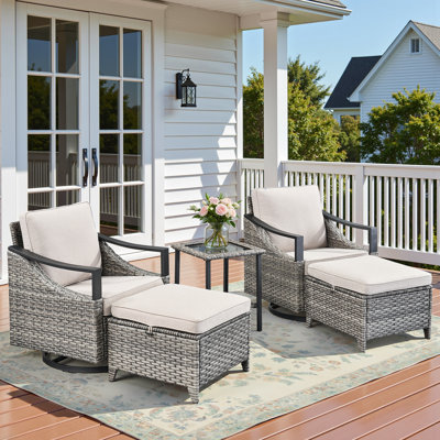 Ensemble de 5 meubles de patio pour l'extérieur, ensemble de 2 chaises pivotantes en rotin toutes saisons, repose-pieds polyvalents et une table d'appoint élégante, ensemble de conversation pour patio, piscine, balcon, cour