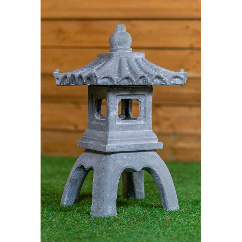 Statue lanterne pagode