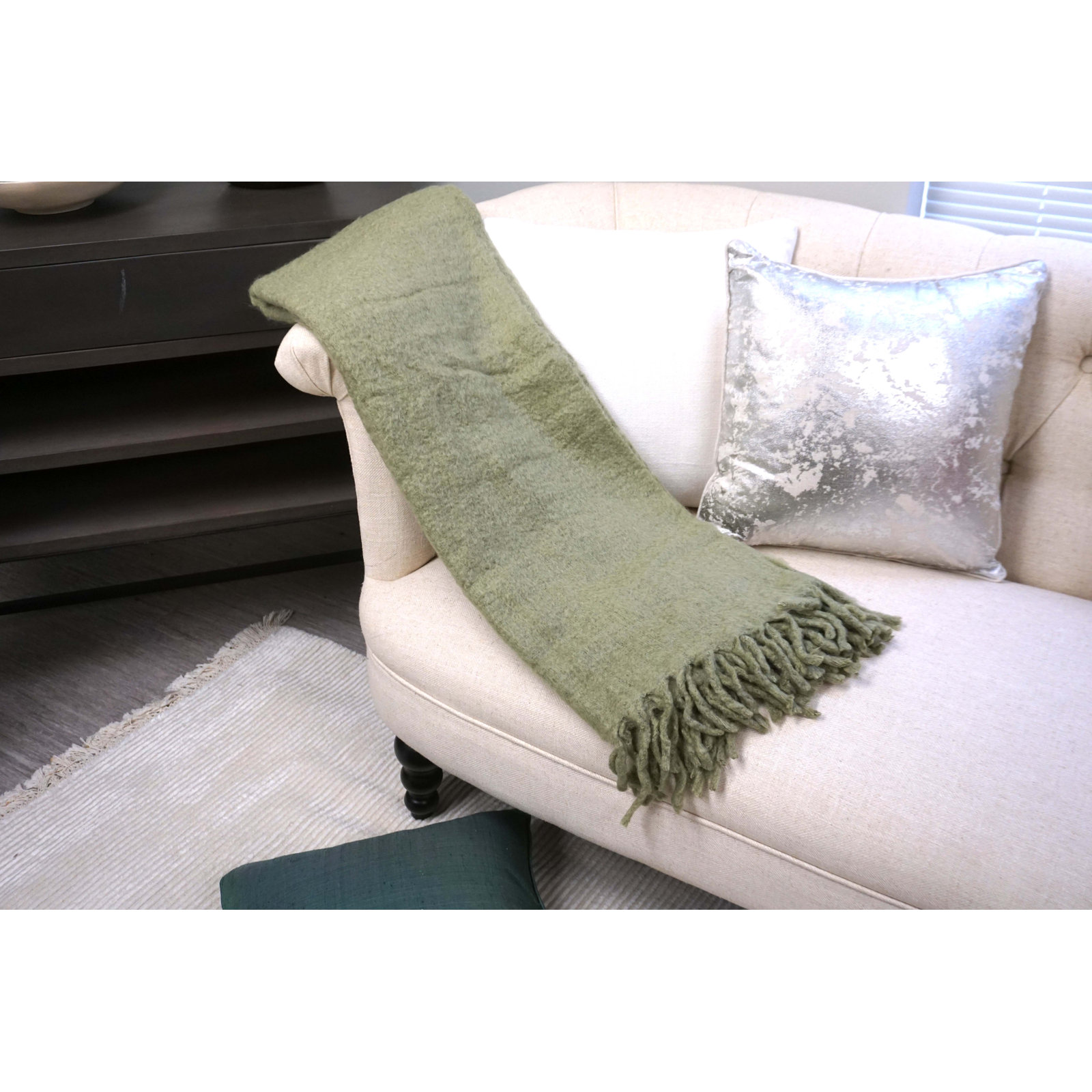 Hidalgo 100% Wool Hand Woven Throw Blanket, Light Green, 2.7