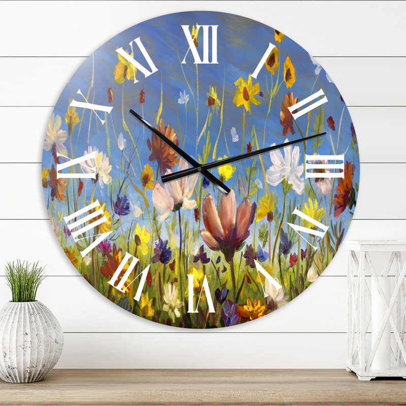 Marguerites et fleurs sauvages dans un jardin d'été II - horloge murale traditionnelle, Surdimensionné