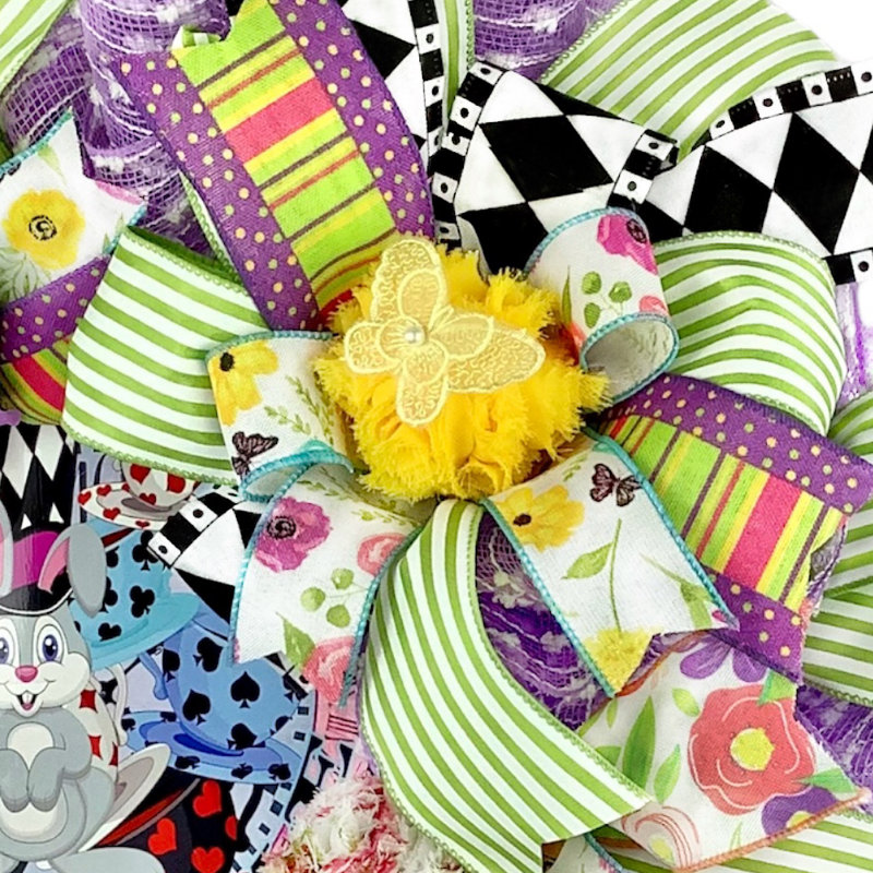 Couronne de printemps en maille 18 po