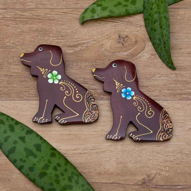 Les chiots célestes faits à la main The Holiday Aisle magnets en bois