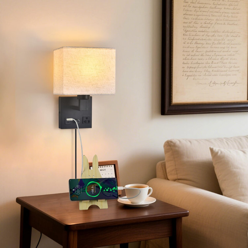 Applique murale de chevet pour chambre à coucher, applique murale à brancher - Interrupteur à intensité variable avec prise secteur et port de chargement USB, abat-jour en tissu, lampe murale noire pour salon, hôtel
