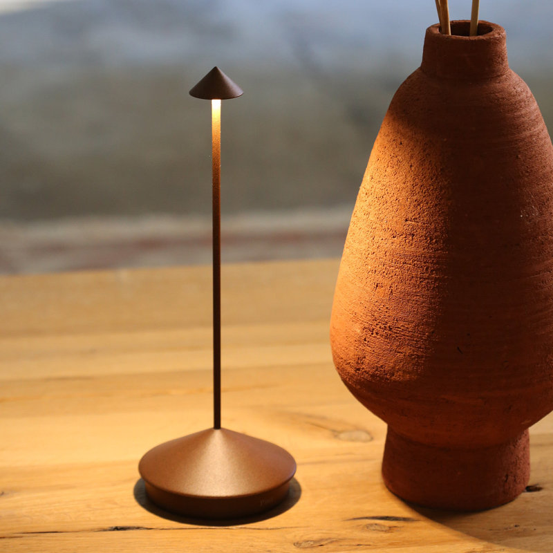 Pina Pro Table Lamp, Rust
