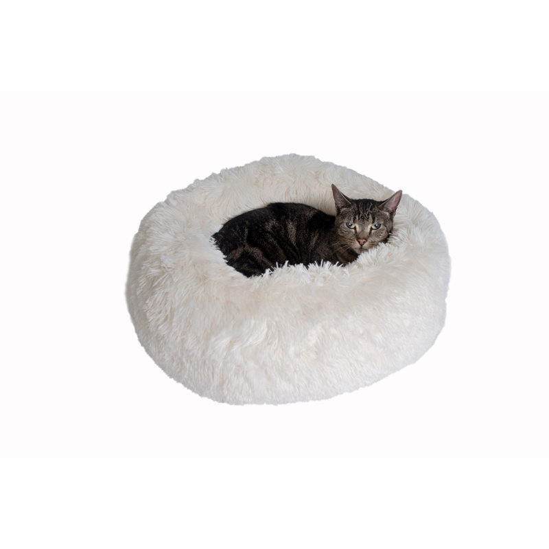 Medium Off-White Ultra Plush Faux Fur Pet Bed