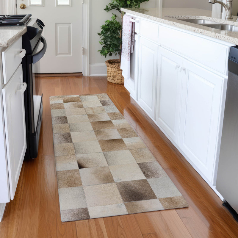 Vezio Outdoor Doormat, Runner 2'3" x 7'6"
