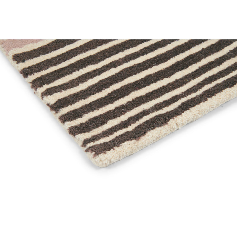 Daisy-Jayne Hand Woven Wool Area Rug, Rectangle 6'7" x 9'2"