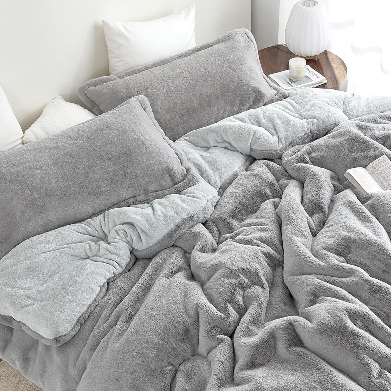 Chunky Bunny Coma Inducer Faux Fur Oversized Comforter Set, Gray, Twin XL Comforter + 2 Standard Shams