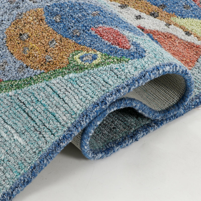 Gallatin Trout Hand-Tufted Recycled Polyester Aqua Indoor/Outdoor Accent Rug, Rectangle 2' x 3'