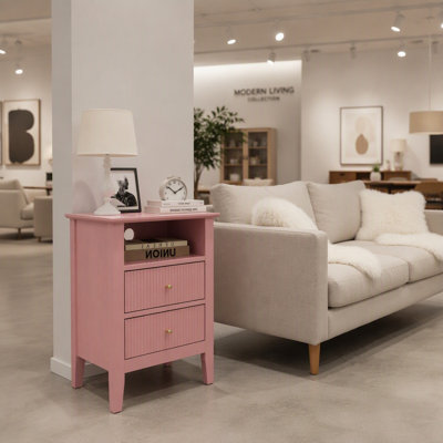 Ensemble de table de chevet 18 po à 2 tiroirs cannelés 18 po, rose moderne avec rangement