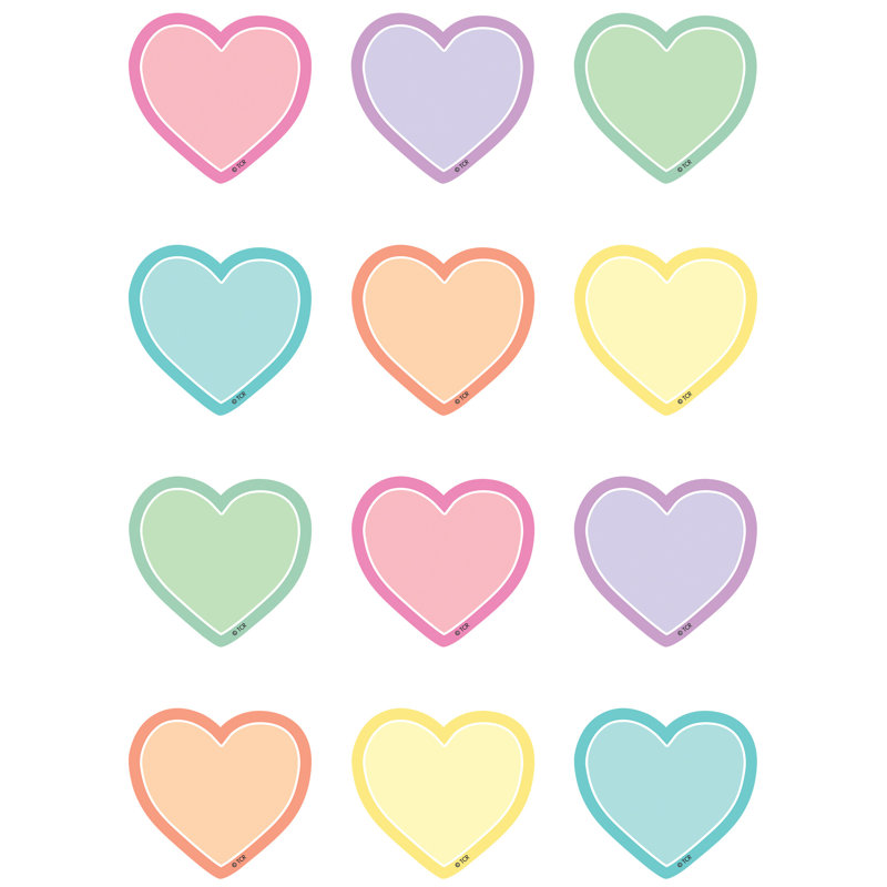 Petits accents pastel de cœurs pop