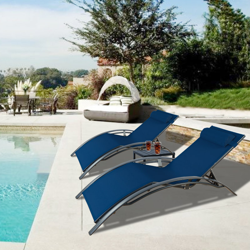  Ensemble de 2 chaises de patio inclinables réglables en aluminium recouvertes de PVC avec coussins, gris, Bleu