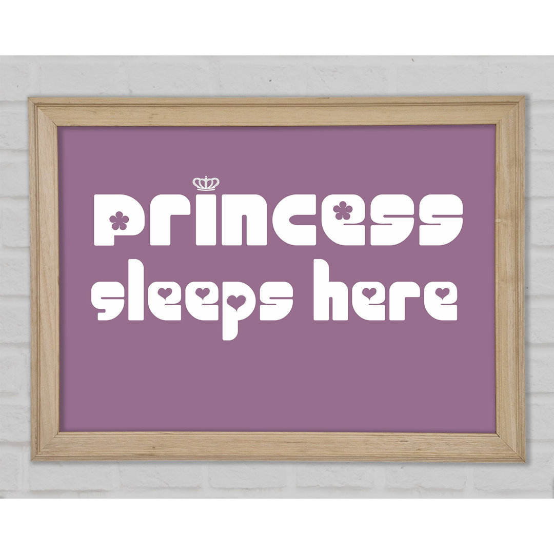 Princess Sleeps 2 Dusty Pink Gerahmter Druck