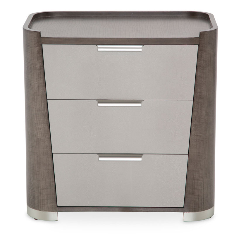 Roxbury Park 3 - Drawer Nightstand