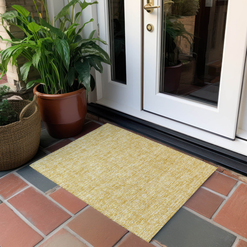 Lavonia Washable Floral Indoor / Outdoor Rug, Rectangle 1'8" x 2'6"