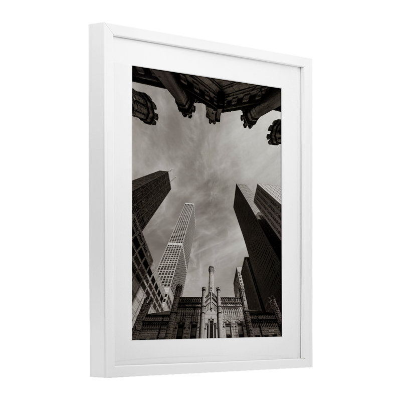 «Chicago Skyline Worm's Eye View», reproduction encadrée sous verre, conception de Nathan Larson, H 16 po x l 13 po