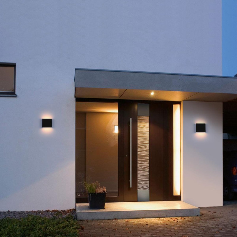 Outdoor Wall Sconce in Black, 5" H x 5.5" W x 5.5" D