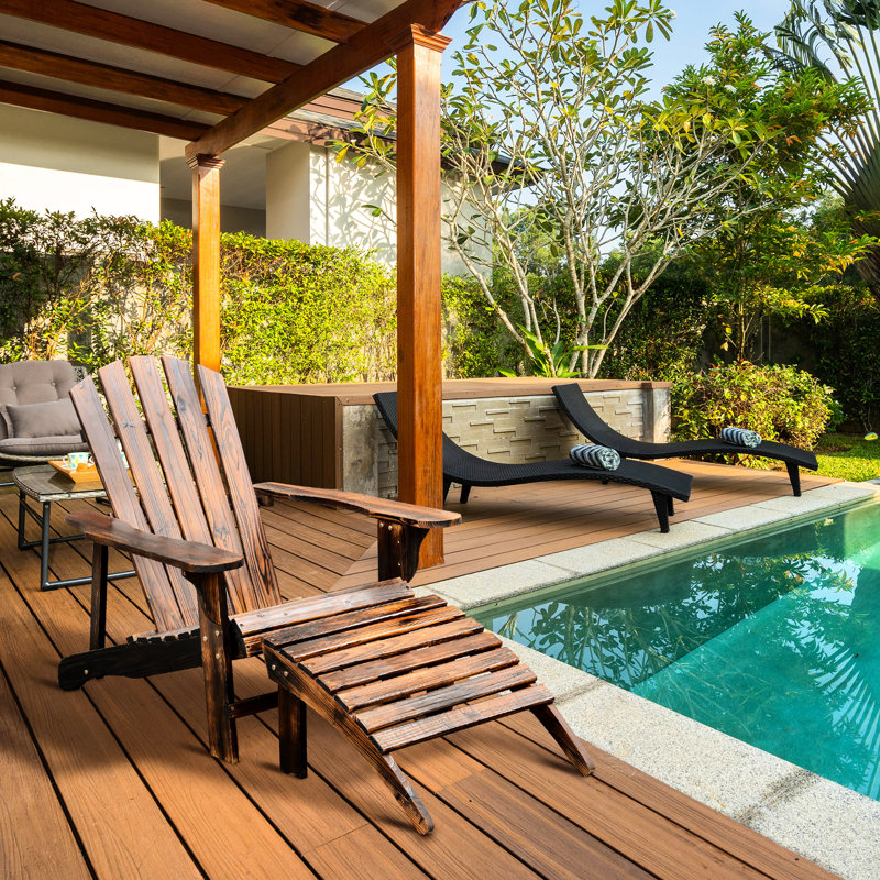 Chaise d'extérieur en bois avec charme rustique pour les espaces de jardin en drainage de l'eau en bois brun