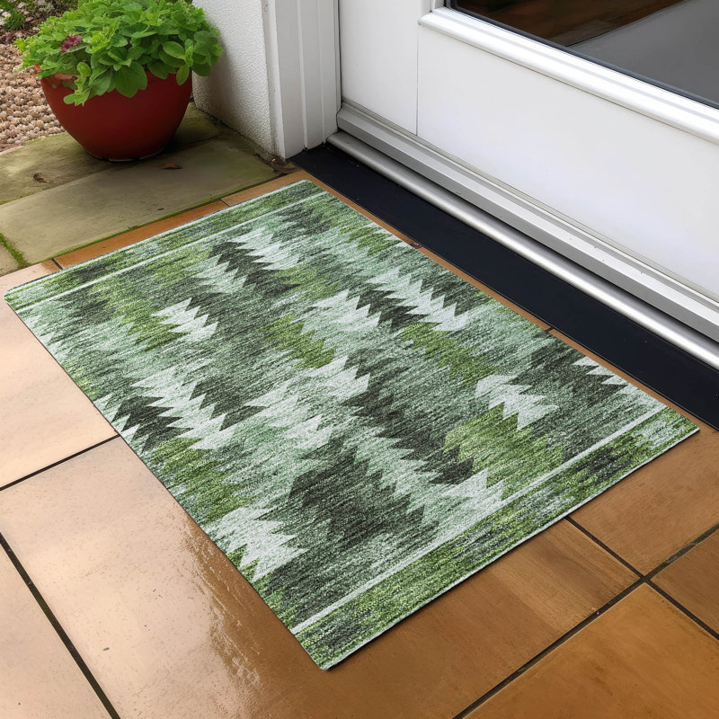 Tapis intérieur / extérieur en polyester tissé à la machine Malchow Southwestern, Rectangle 1 pi 8 po x 2 pi 6 po