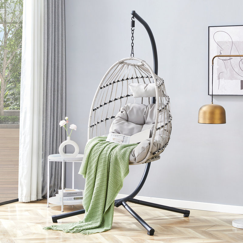 Chaise suspendue en fer robuste avec tissage en osier, Gris clair