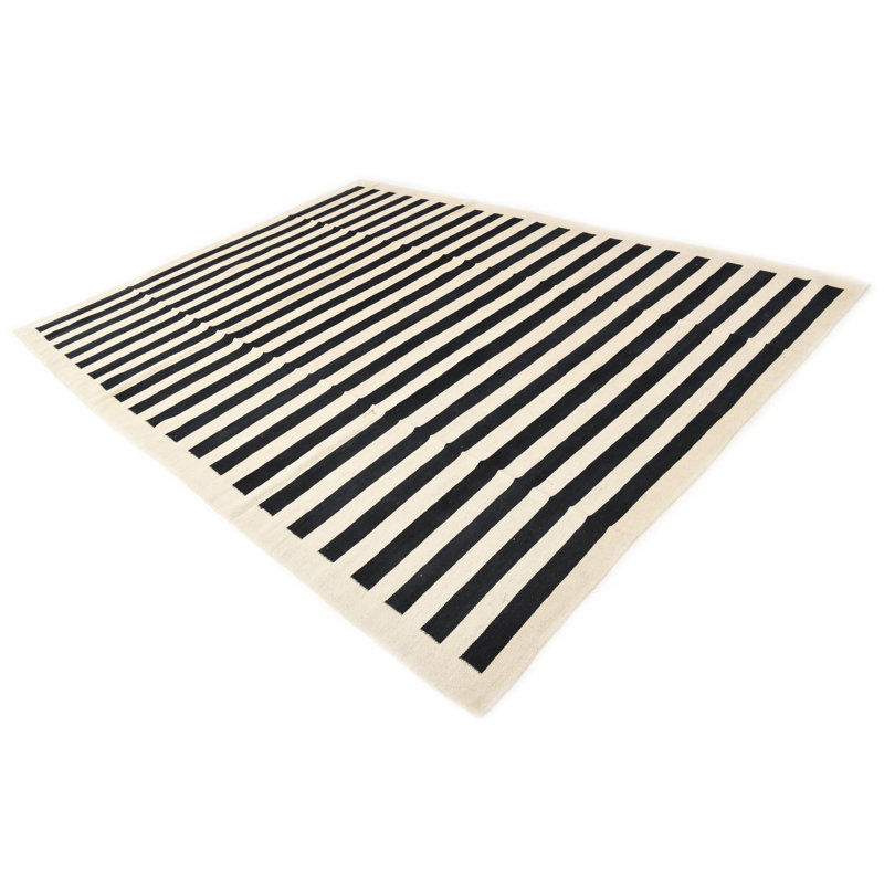 Tapis noir et blanc Osbourne