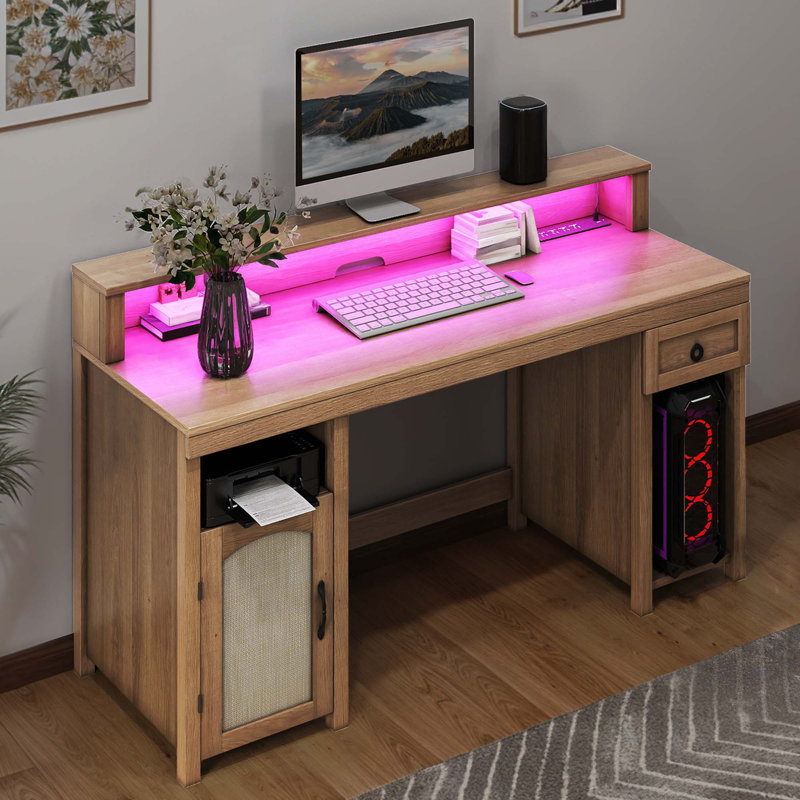  Bureau d'ordinateur avec station de charge et lumières DEL