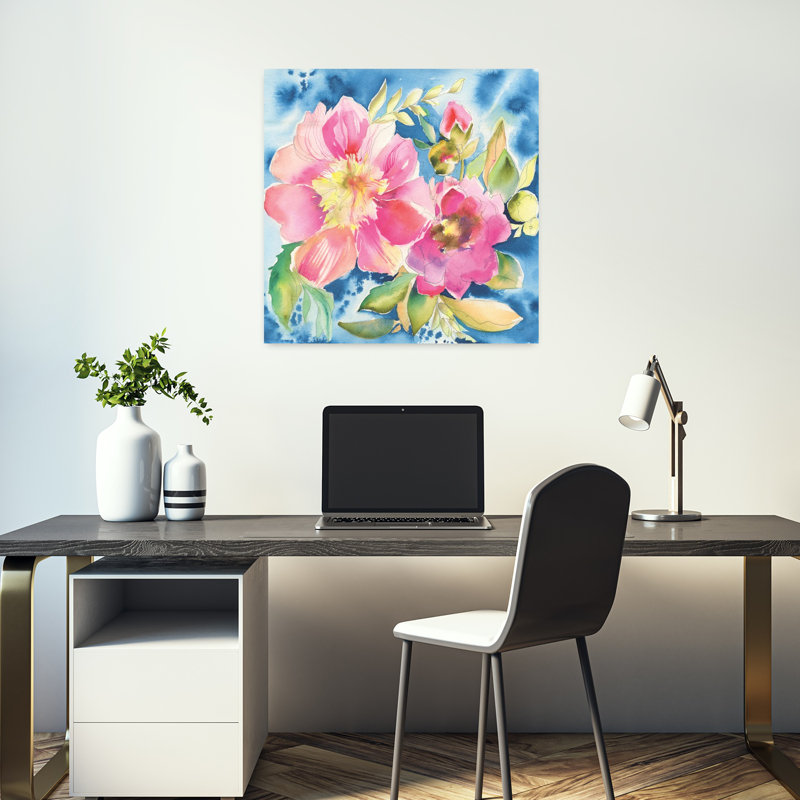 Pétales roses contemporains avec art bleu vif, H 18 po x l 18 po