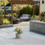 Grand pot / pot rond en béton avec trous de drainage-621437560-621437565