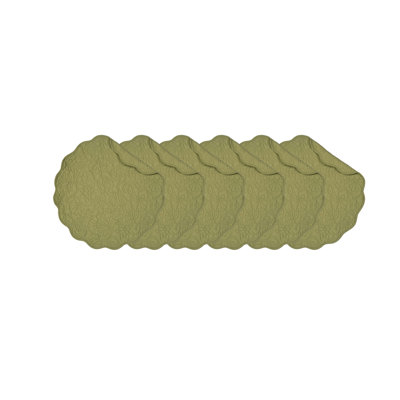 Christiana Honey Round Scallop Quilt Placemats Set of 6