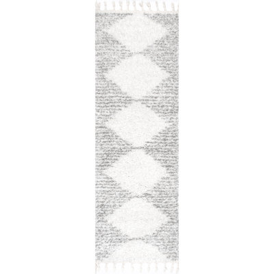 Bria Moroccan Shag Tasseled Performance White/Gray Rug