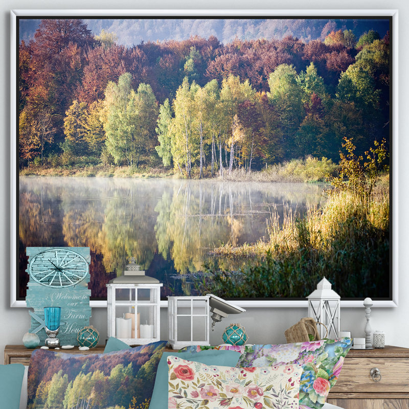 Couleurs d'automne au bord du lac - reproduction de photo sur toile, H 12 po x l 20 po x p 1 po, Toile blanche encadrée
