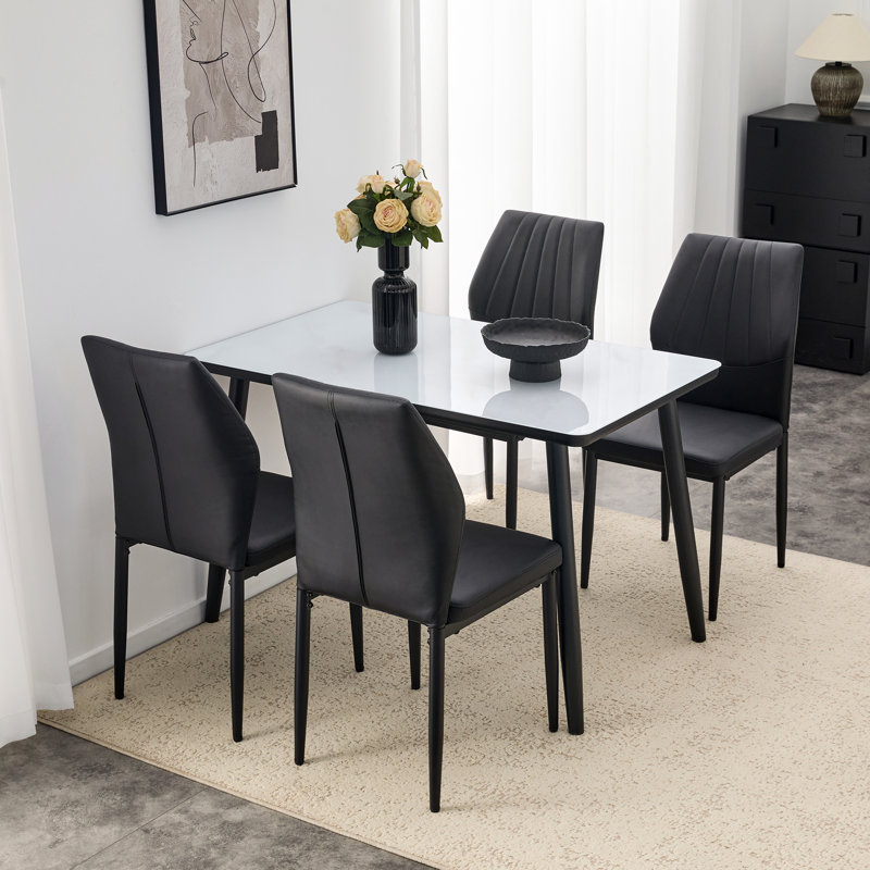 Ensemble de table de salle à manger 47,3 po pour 4 personnes avec plateau en faux marbre et pieds en métal, Noir / Noir, Noir