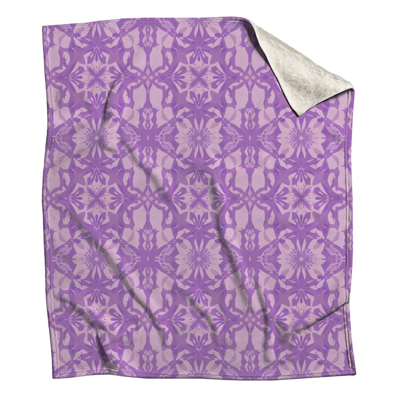 Couvertures mauves à motif complexe, L 50 po x H 60 po