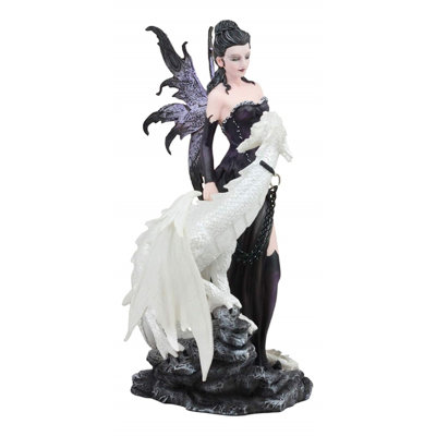Kahnah Fantasy & Sci-Fi Figurines & Sculptures