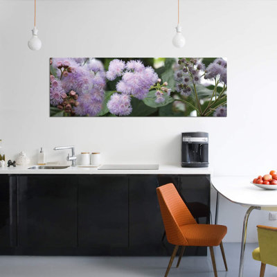 « reversing of fuzzy purple floral », reproduction de photo sur toile