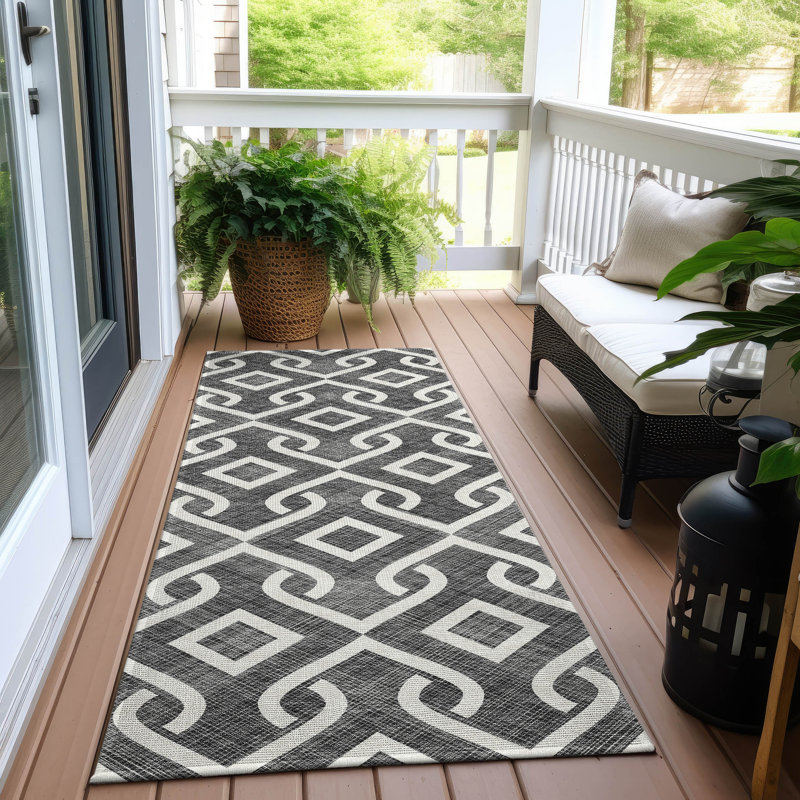Kaylani Washable Geometric Indoor / Outdoor Rug, Runner 2'3" x 7'6"