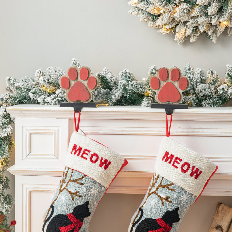2PK 6.30"H Wooden/Metal Paw Stocking Holder