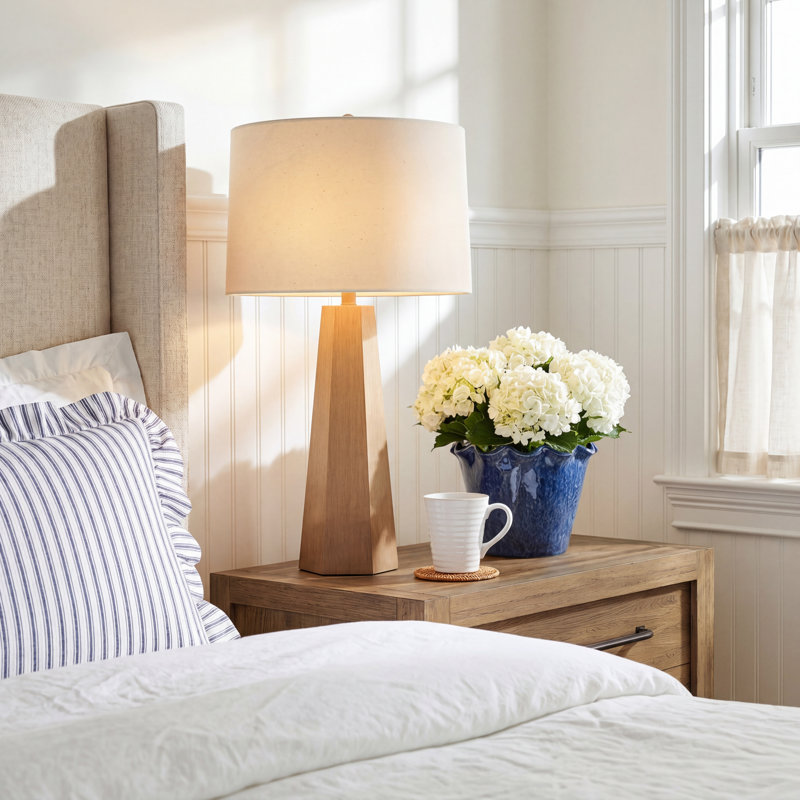 Bonnie Metal Table Lamp