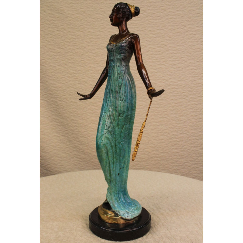 Figurine sculptée en bronze 19 po