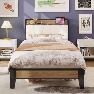 Platform Dangelo With Boucle Headboard, Storage Shelf And Built In Charging, Sturdy And Quiet