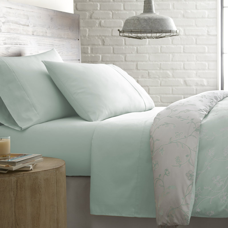 Southshore Fine Linens Sweetbrier Extra Deep Pocket Sheet Set, 100% Cotton 300 Thread Count Sateen Bedding, 2 Pillowcases, 22-Inch Deep Pocket, King